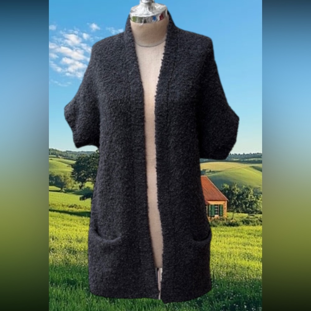 Vince merino wool beautiful fluffy thick long cardigan sweater with pockets.